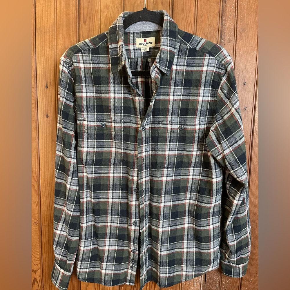 ⭐️Woolrich Woolen Mills Button Down Plaid Flannel